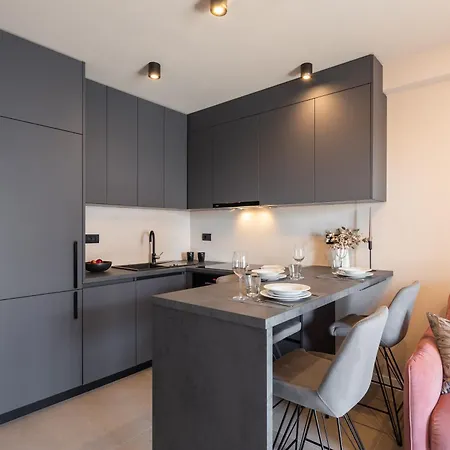 Molat One Bedroom 公寓