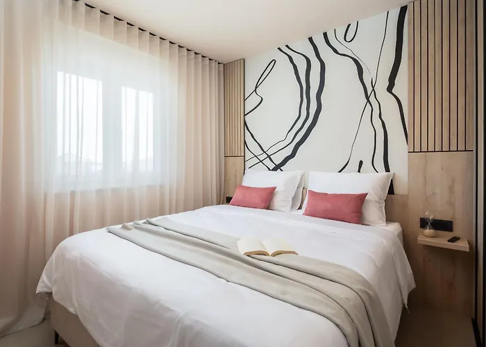 Molat One Bedroom *